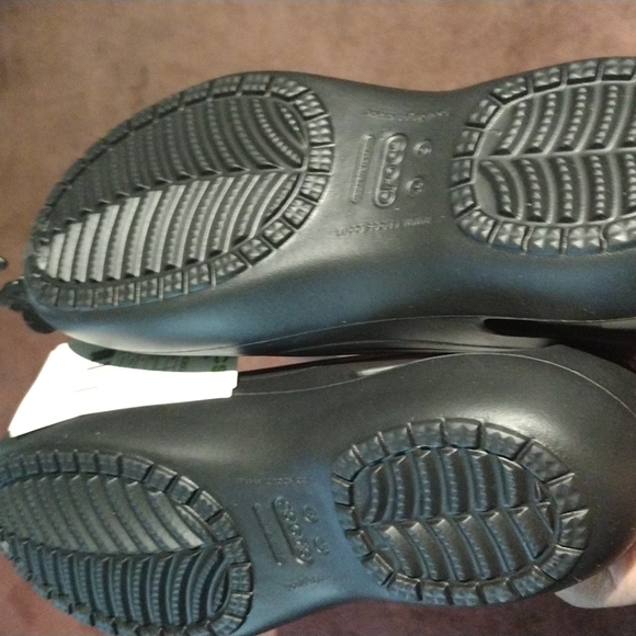 Crocs - Picture 3 of 3